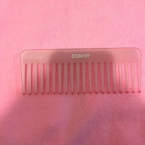 This is a beautiful pink comb, that Feels great brushing through your hair.